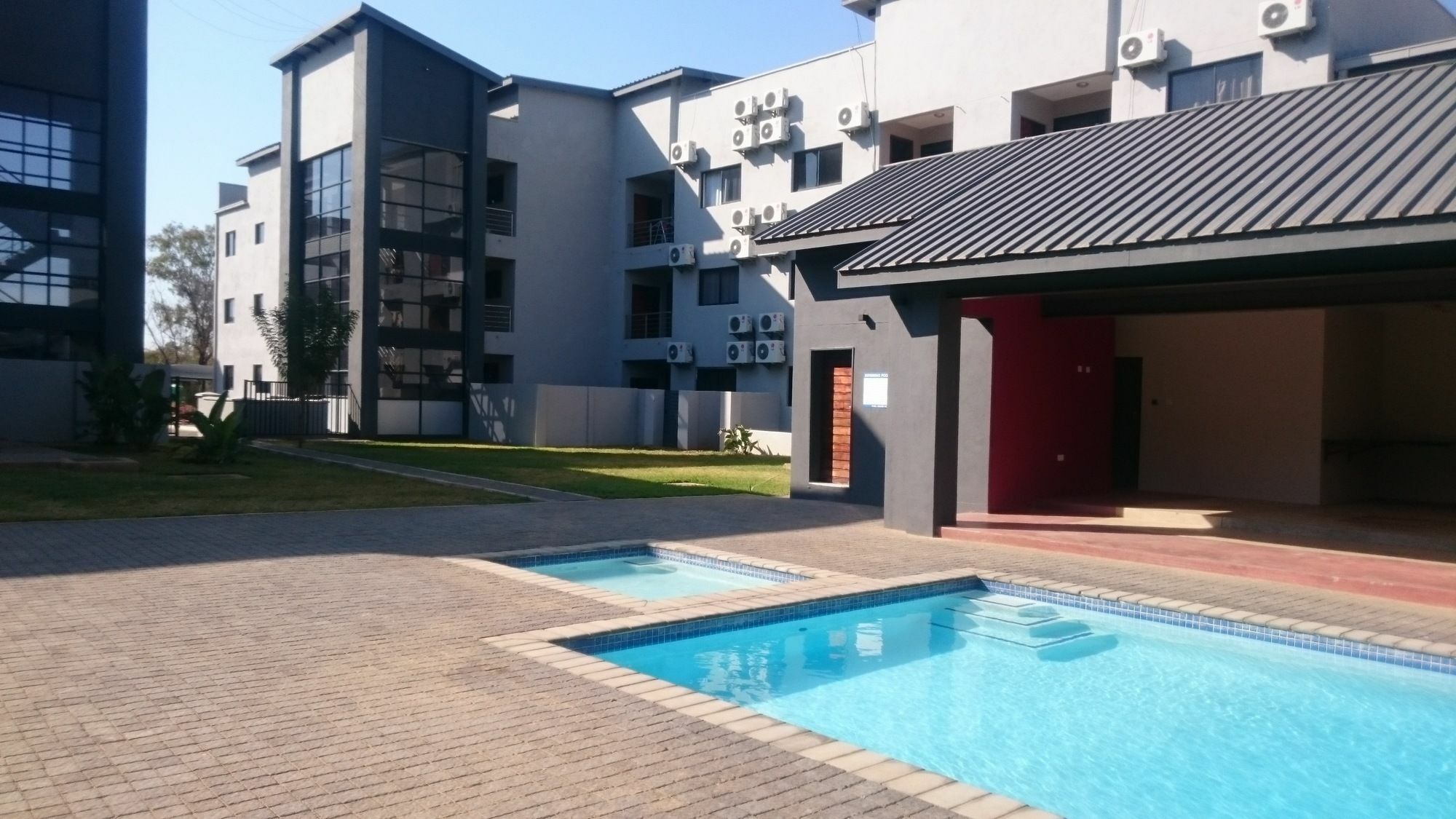 Lifestyle Apartments غابورون المظهر الخارجي الصورة